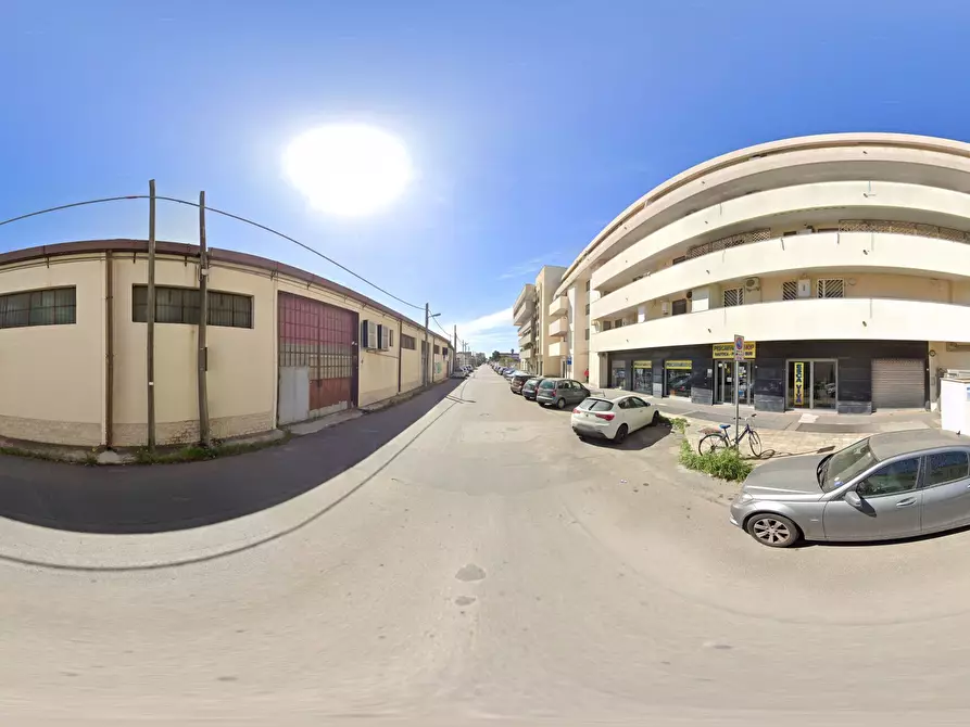 Immagine 27 di Trilocale in vendita  in Via Speziale 2 a Taranto