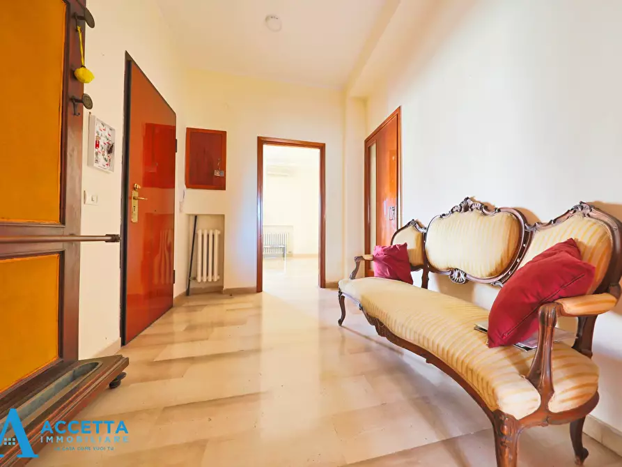 Immagine 1 di Trilocale in vendita  in Via Ugo De Carolis 10 a Taranto