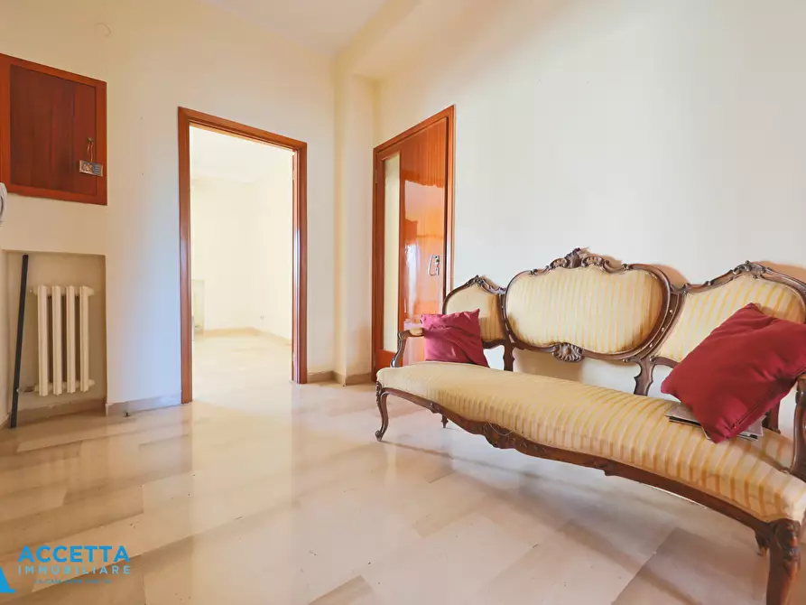 Immagine 24 di Trilocale in vendita  in Via Ugo De Carolis 10 a Taranto