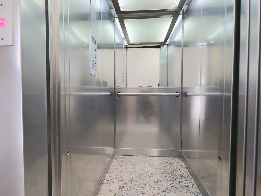 Immagine 18 di Quadrilocale in vendita  in Via Galera Montefusco 11 a Taranto