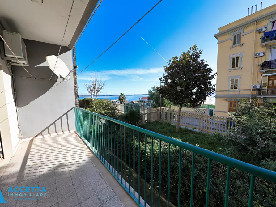 Immagine 5 di Quadrilocale in vendita  in Via della Croce 2 a Taranto