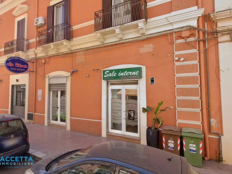 Immagine 3 di Locale commerciale in vendita  in Via Felice Cavallotti 54 a Taranto