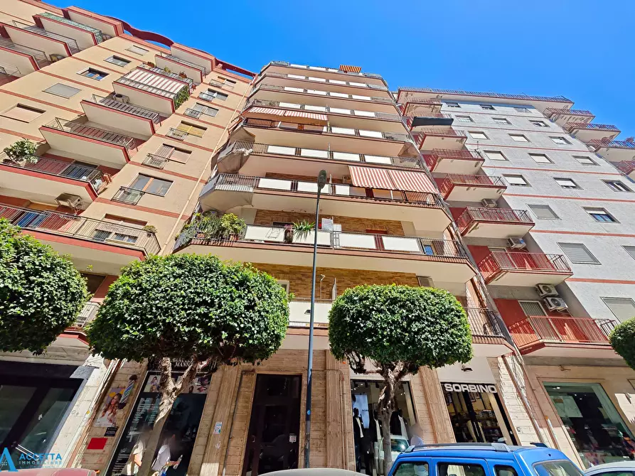 Immagine 1 di Trilocale in vendita  in Viale Liguria 27 a Taranto