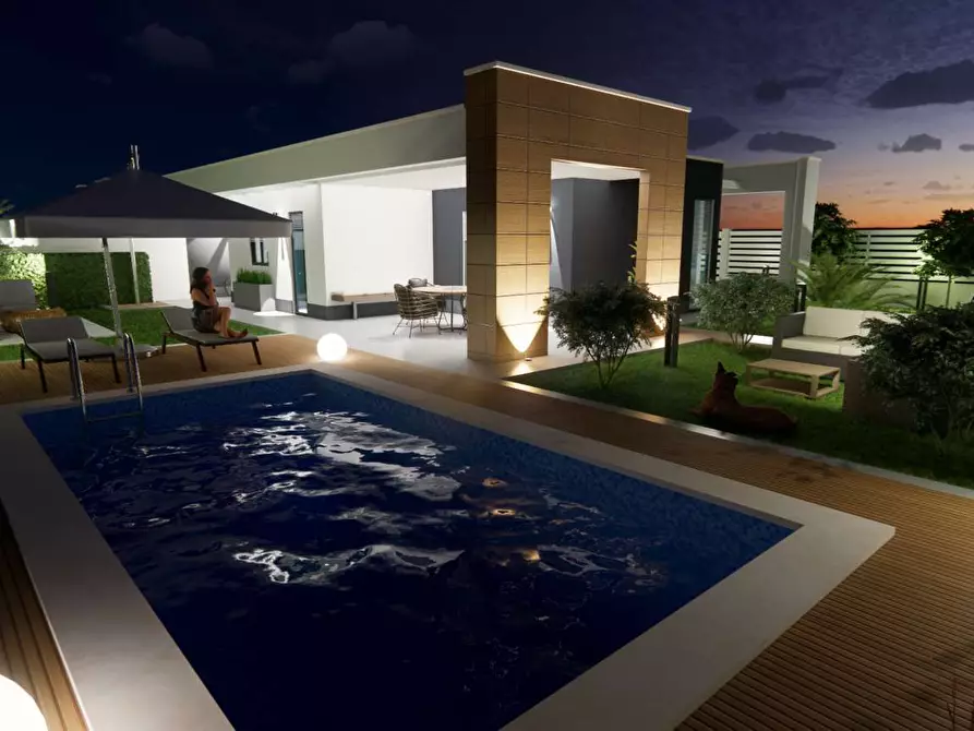 Immagine 23 di Villa in vendita  in Via Azalee a Leporano