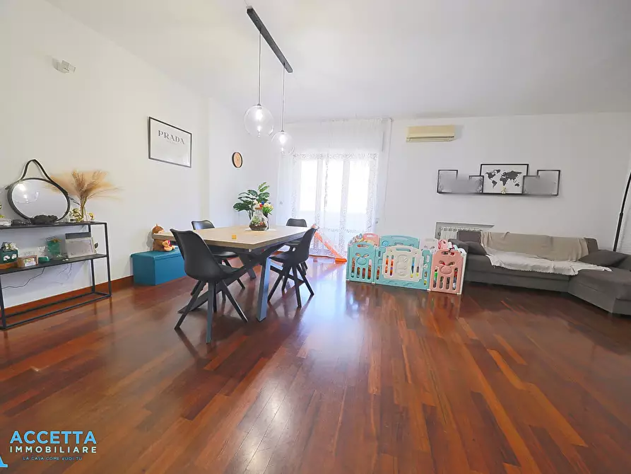 Immagine 12 di Quadrilocale in vendita  in Via Galera Montefusco 11 a Taranto