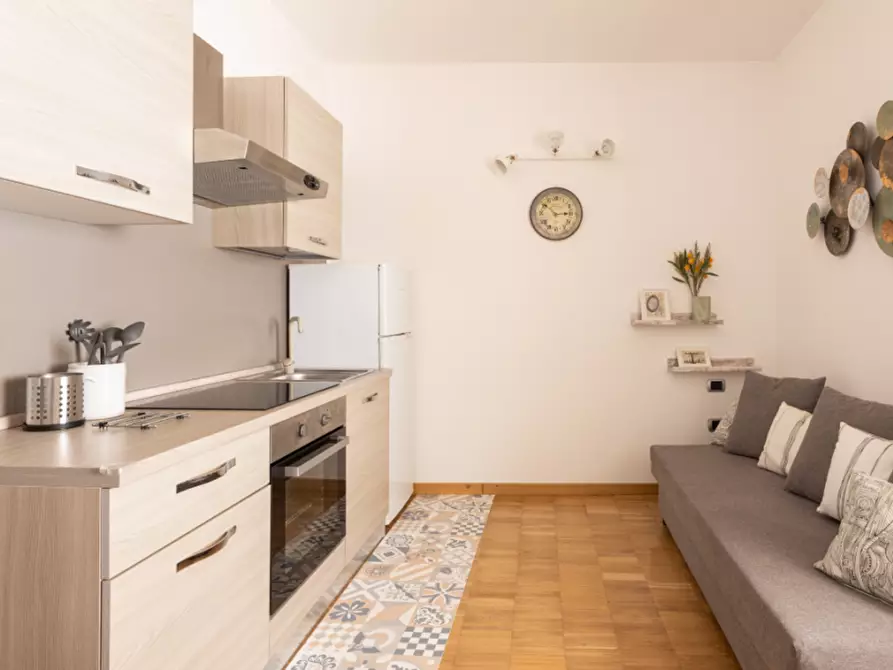 Immagine 25 di Bed & Breakfast in vendita  in Via Giovanni Paisiello 56 a Taranto
