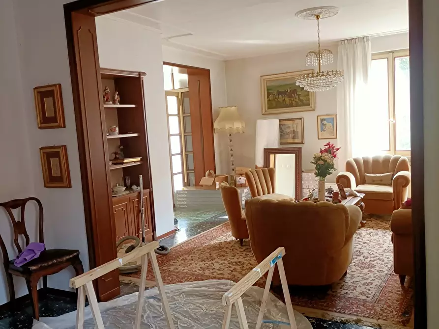 Immagine 18 di Pentalocale in vendita  in Via Strada Nuova 2 a Ziano Piacentino