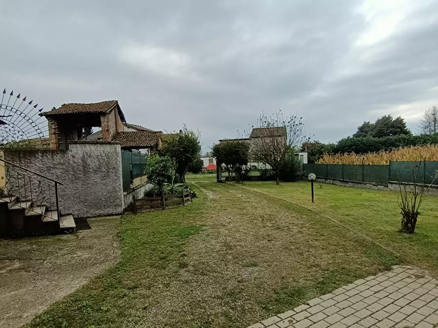Immagine 55 di Casa indipendente in vendita  in campagna a Monticelli Pavese