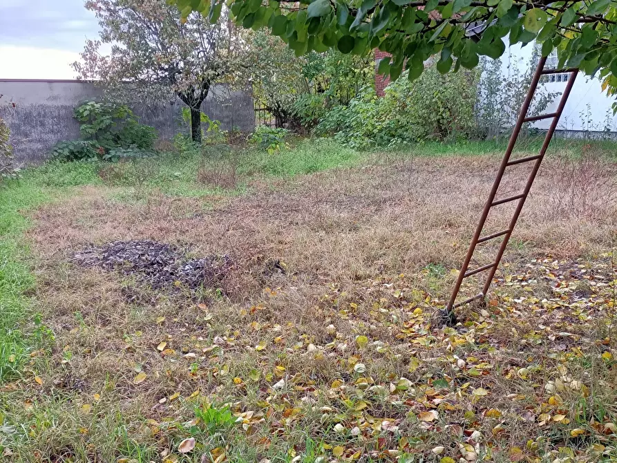 Immagine 27 di Rustico / casale in vendita  in Via Felice Cavallotti a Pieve Porto Morone