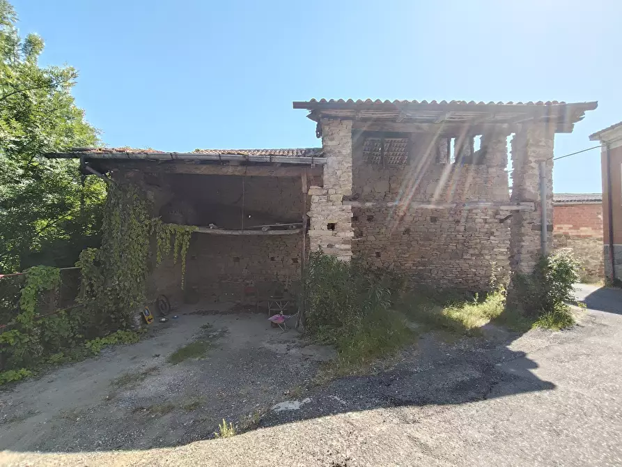 Immagine 29 di Porzione di casa in vendita  in Località Casa Perotti a Alta Val Tidone