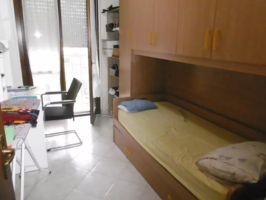 Immagine 6 di Trilocale in vendita  in VIA LORENZO ALLIEVI a Roma