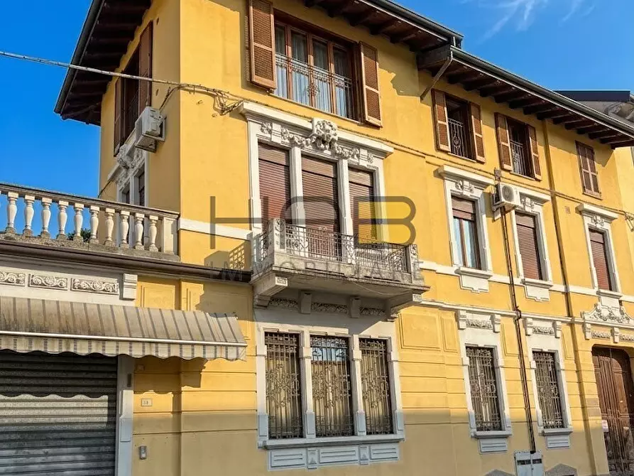 Immagine 2 di Casa semindipendente in vendita  in Via Amilcare Ponchielli 14 a Busto Arsizio