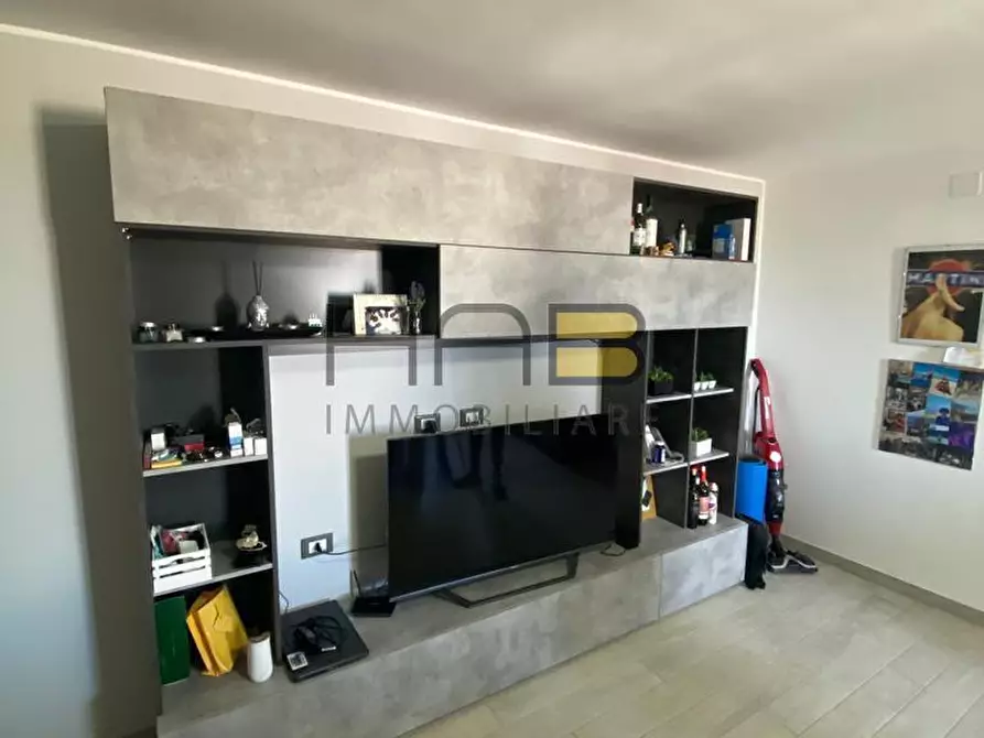 Immagine 4 di Pentalocale in vendita  in Via Bruno Salvatore a Erice