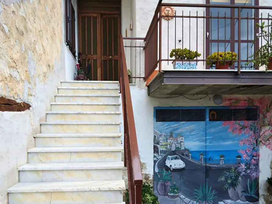 Immagine 18 di Porzione di casa in vendita  in Via Tiro a Segno 31 a Monteforte Cilento