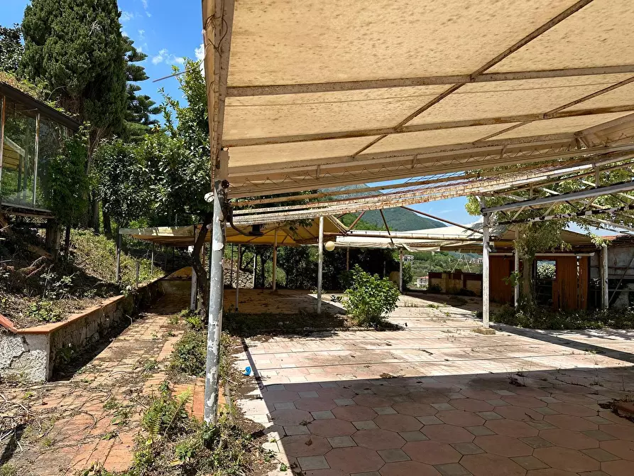 Immagine 6 di Locale commerciale in vendita  in cesinola a Cava De' Tirreni