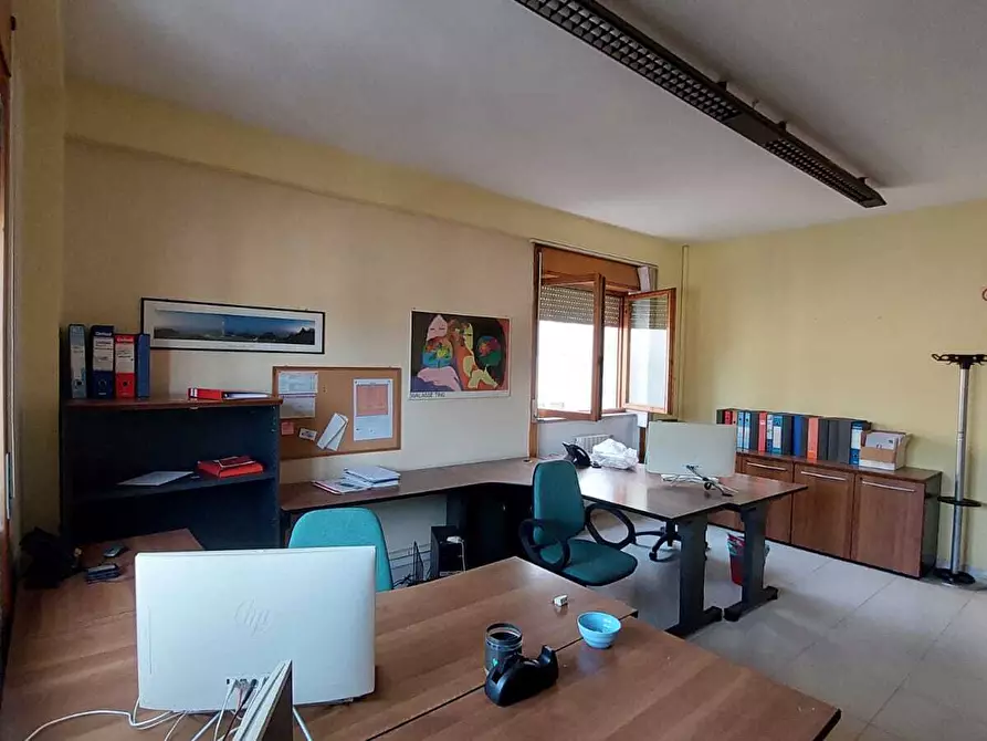 Immagine 9 di Ufficio in vendita  in Via Sabato Visco 24a a Salerno