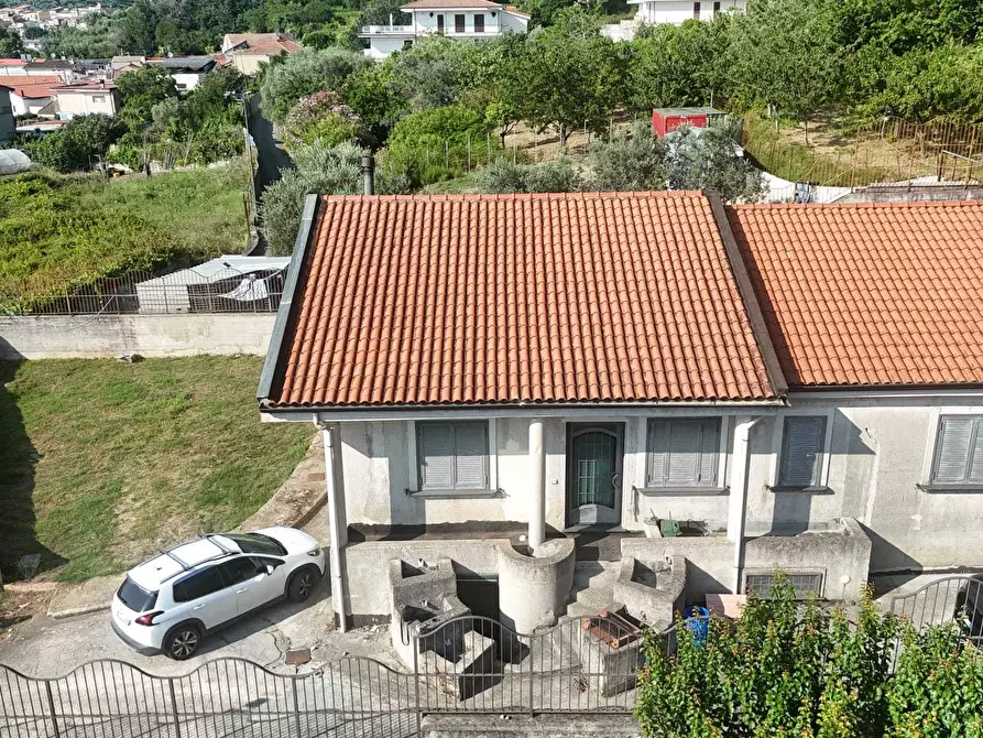 Immagine 6 di Villa in vendita  in Via Casa rocco giovi 11 A a Salerno