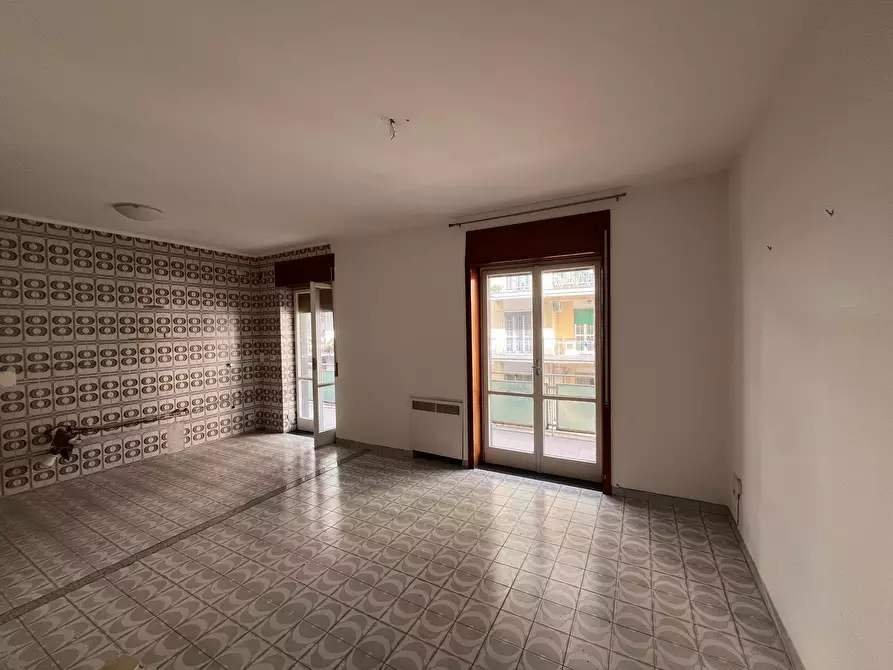 Immagine 2 di Trilocale in vendita  in Via Trento 92 a Salerno