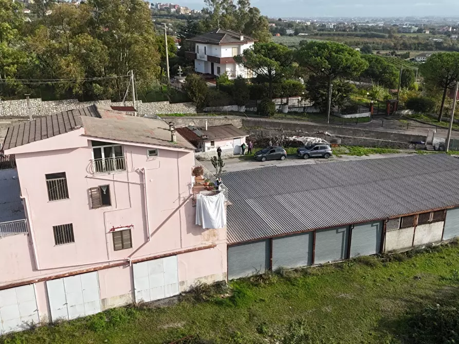 Immagine 13 di Casa trifamiliare in vendita  in via del giubileo duemila 8 a Giffoni Valle Piana