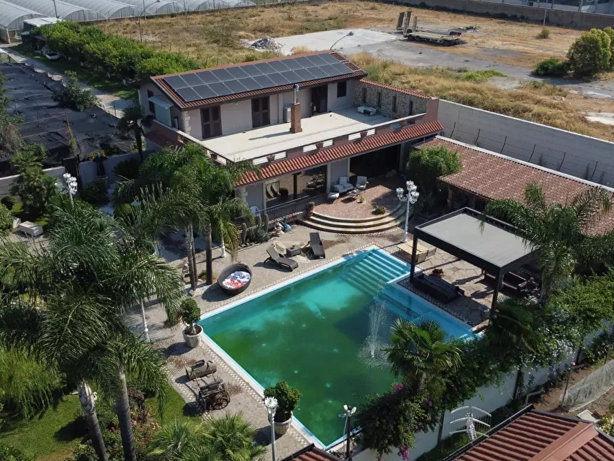 Immagine 2 di Villa in vendita  in Via Madonna di Fatima 18 a Pagani