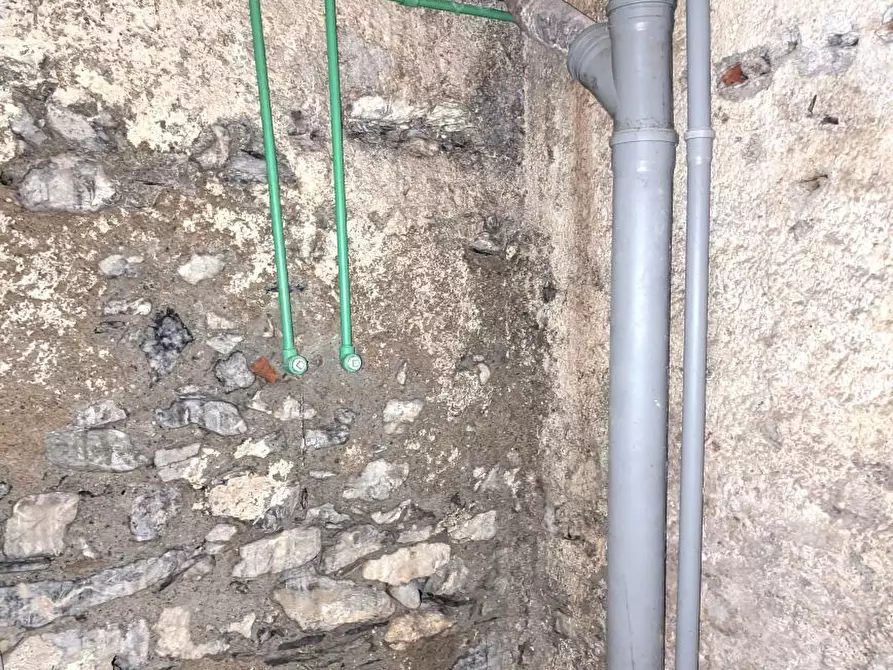 Immagine 40 di Bilocale in vendita  in Via Vittorio Veneto a Busalla