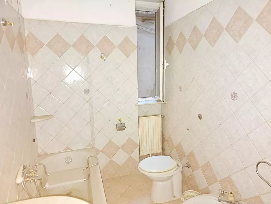 Immagine 20 di Bilocale in vendita  in Via campomorone 93 a Genova