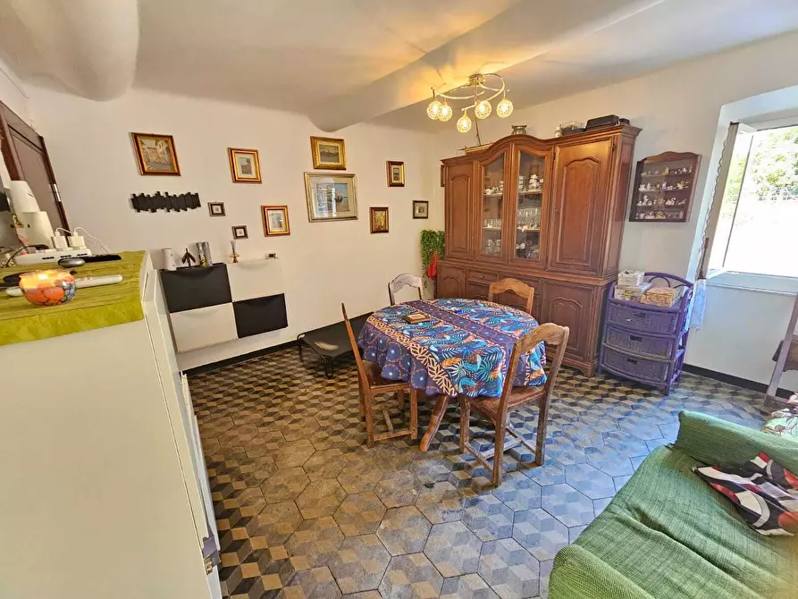 Immagine 8 di Quadrilocale in vendita  in Via Martiri della Libertà 225 a Campomorone