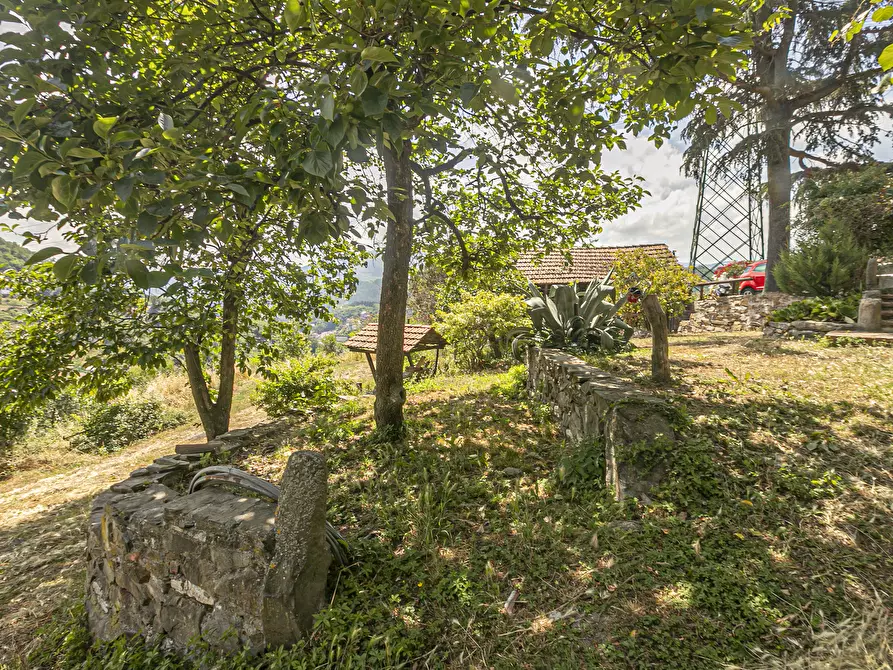 Immagine 87 di Villa in vendita  in Via privata Scanduè 23 a Serra Riccò