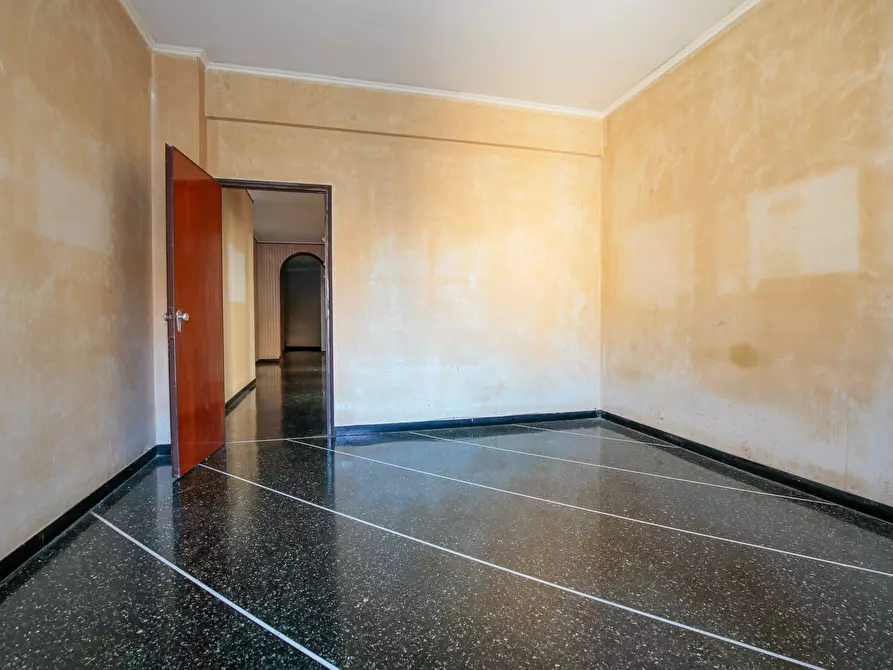Immagine 35 di Pentalocale in vendita  in Via Paolo Anfossi 68c a Genova