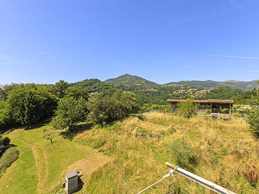Immagine 3 di Pentalocale in vendita  in Via Primo Cavallieri 55 a Campomorone