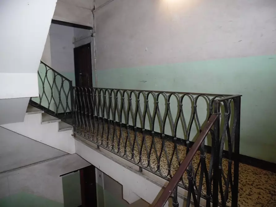 Immagine 27 di Bilocale in vendita  in Via Val D'Astico 1 a Genova