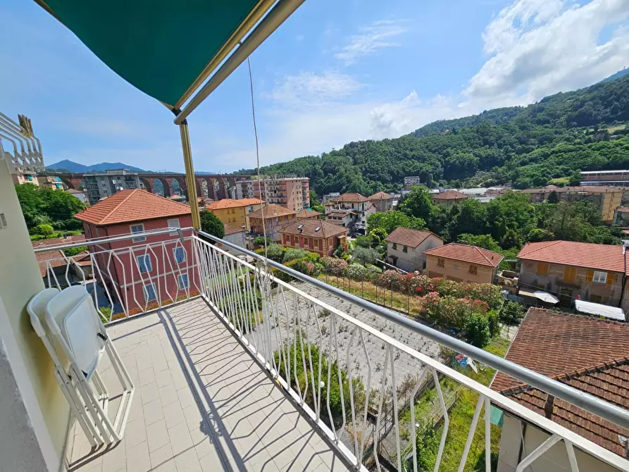 Immagine 1 di Quadrilocale in vendita  in Via Campomorone 105 a Genova