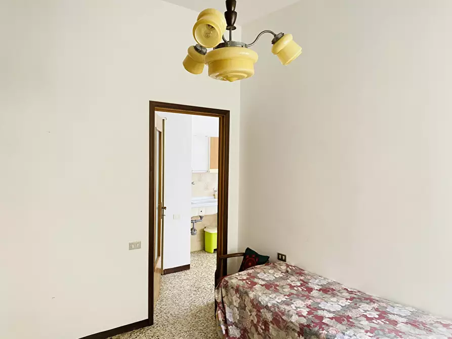 Immagine 21 di Bilocale in vendita  in SP100 20 a Alessandria