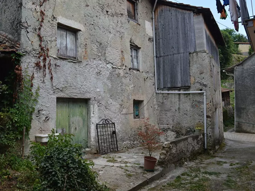 Immagine 4 di Casa indipendente in vendita  a Ceranesi