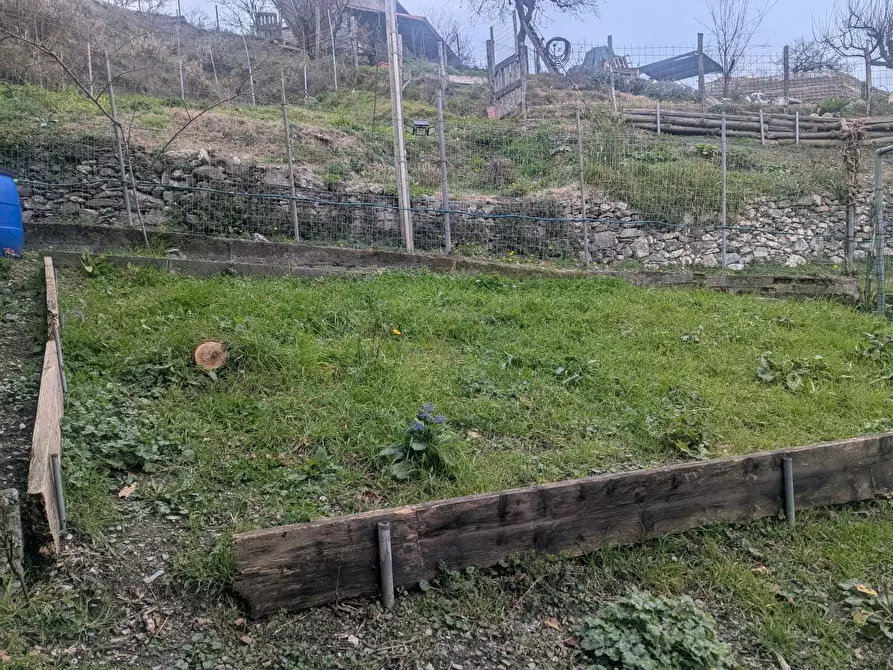 Immagine 25 di Quadrilocale in vendita  in Via Fiume 187 a Mignanego