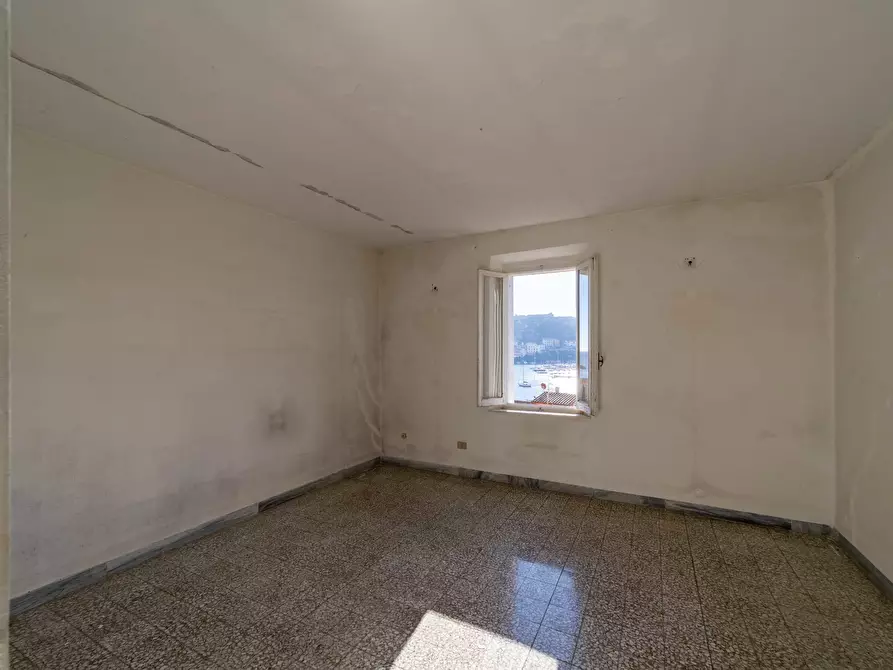 Immagine 3 di Bilocale in vendita  a Monte Argentario