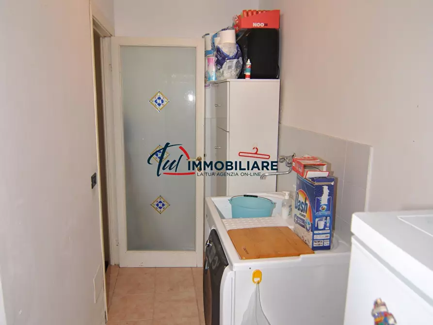 Immagine 48 di Villa in vendita  in Via Kaiser Parodi 15 a Livorno