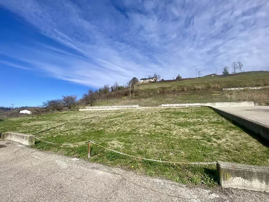 Immagine 8 di Terreno edificabile in vendita  in Via Codevilla 129 a Dogliani