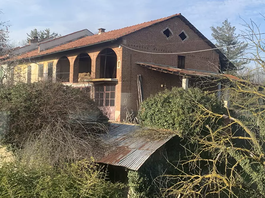Immagine 3 di Rustico / casale in vendita  in via francesco rossi a Cinzano
