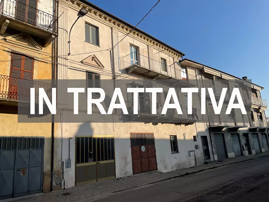 Immagine 1 di Quadrilocale in vendita  in Località Borgonuovo B 69 a Monchiero