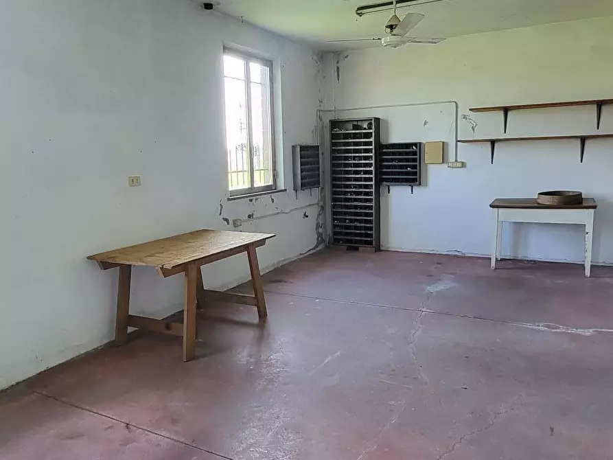 Immagine 50 di Casa bifamiliare in vendita  in Strada Bassa 3 a San Secondo Parmense