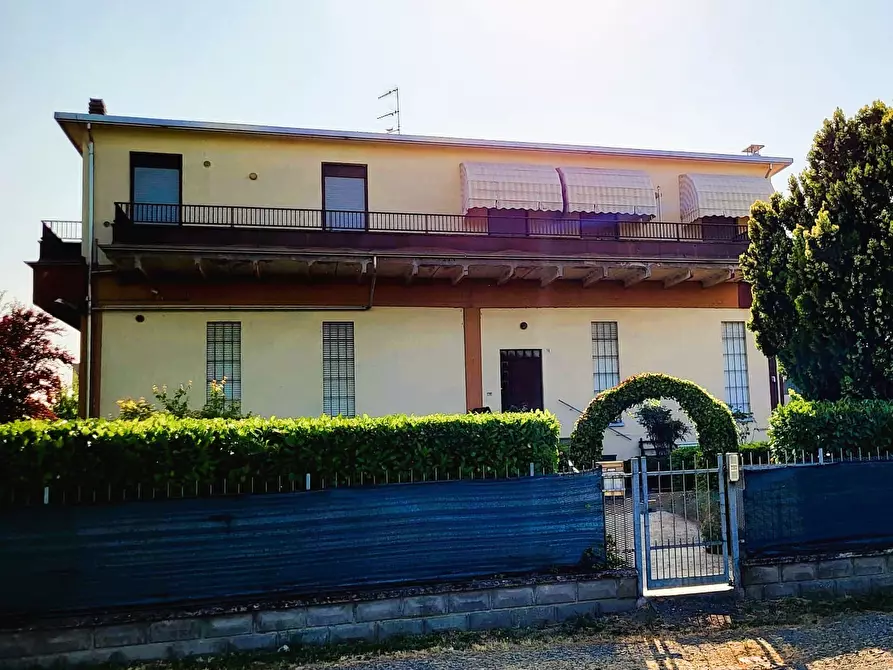 Immagine 1 di Quadrilocale in vendita  in Via Pietro Nenni 38 a Fontanellato