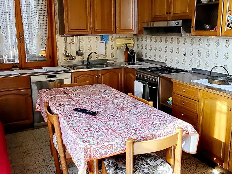 Immagine 11 di Porzione di casa in vendita  in Strada Provinciale per Soragna 17 a San Secondo Parmense