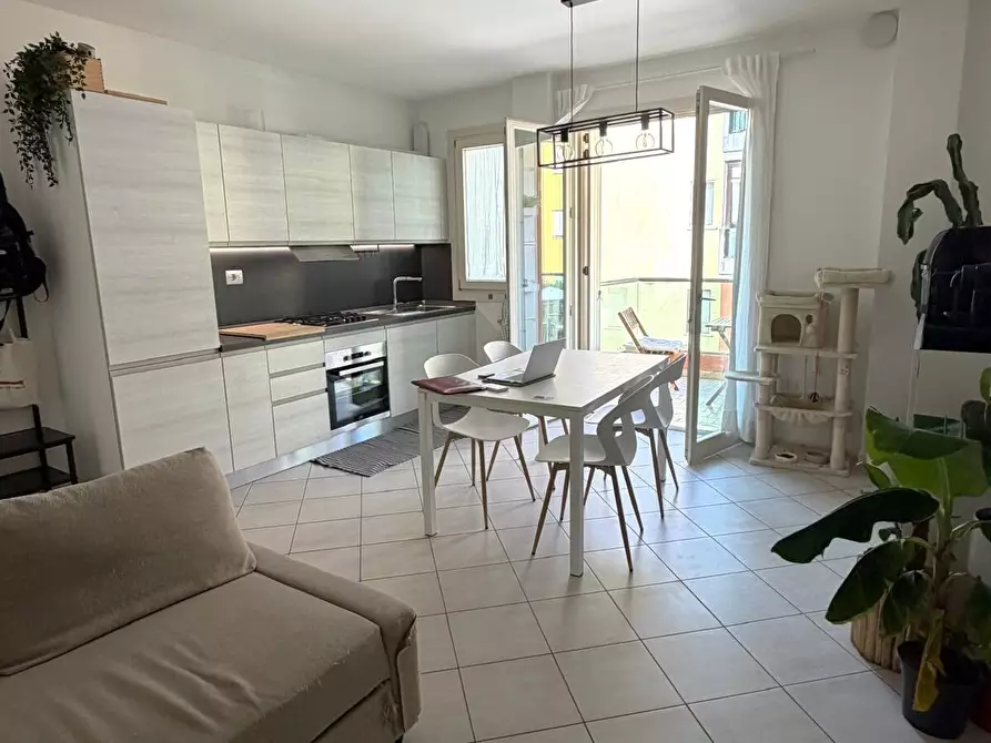 Immagine 1 di Bilocale in vendita  a Trecastelli
