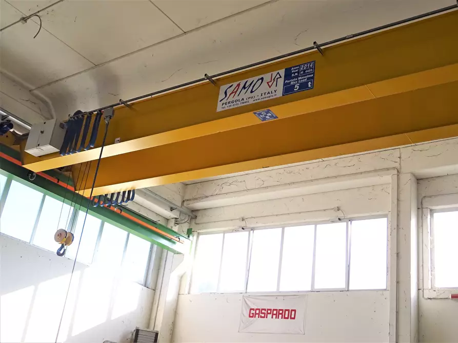 Immagine 3 di Attività artigianale in vendita  a Senigallia