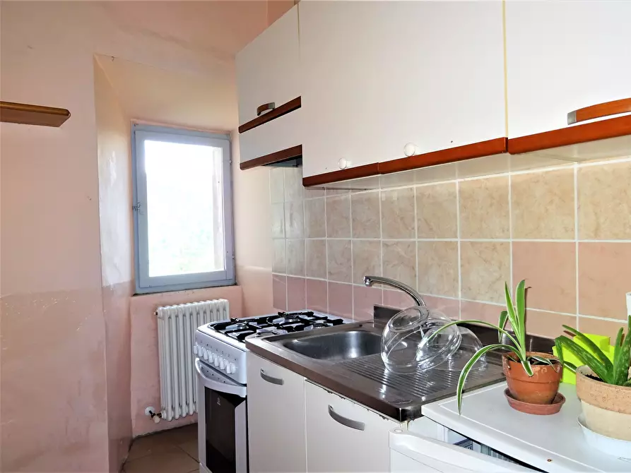 Immagine 2 di Trilocale in vendita  a Arcevia