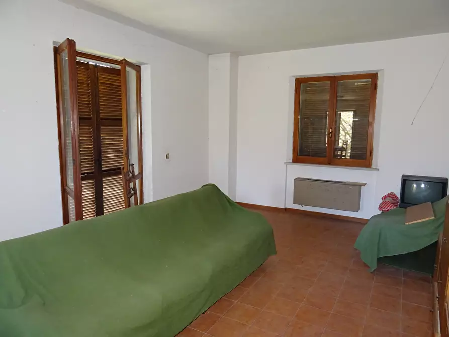 Immagine 9 di Casa indipendente in vendita  a Trecastelli