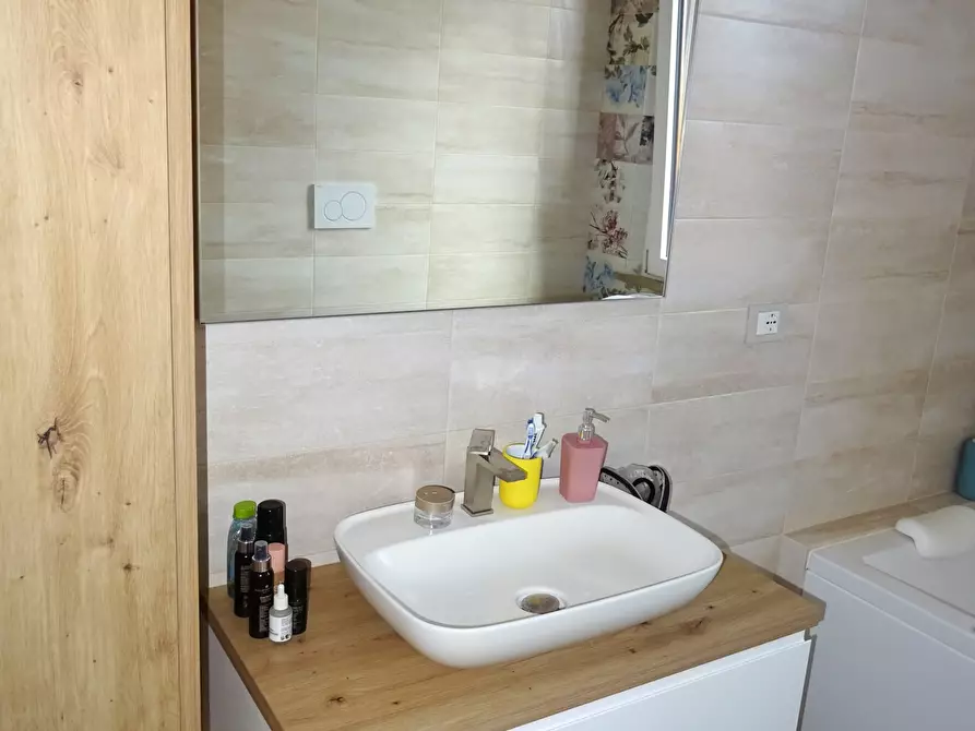 Immagine 23 di Trilocale in vendita  a Senigallia