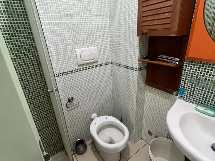 Immagine 11 di Trilocale in vendita  a Senigallia