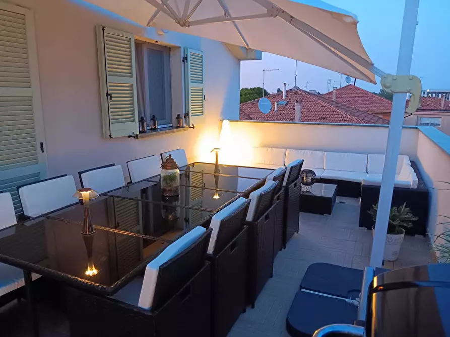 Immagine 51 di Attico in vendita  a Senigallia